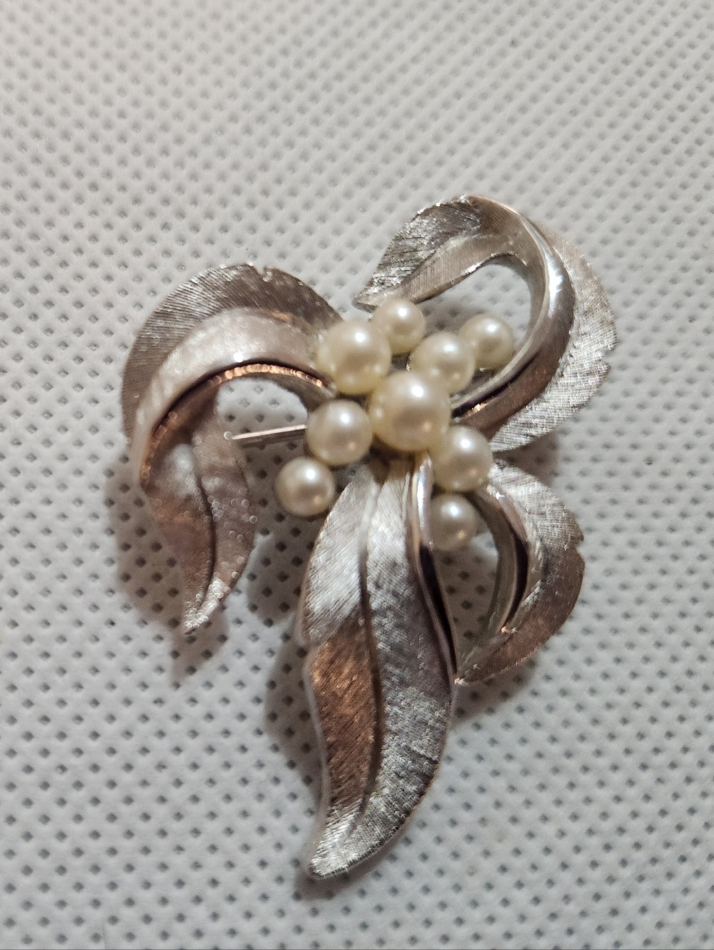 Crown Trifari 1960's Silvertone Faux Pearl Brooch